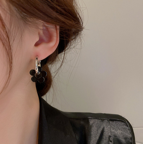 S925 Silver Minimalist Cool Flower Stud Earrings Personality High-end Unique Design Earrings Sweet Versatile Ear Decorations