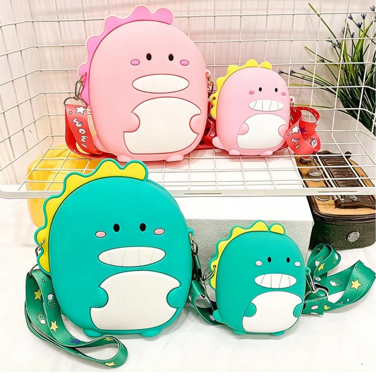 Cosmetic Bag, Kidsren's Coin Purse, Silicone Dinosaur Small Bag, Cute and Ugly Shoulder Crossbody Bag for Girls, E-Commerce Hot Item