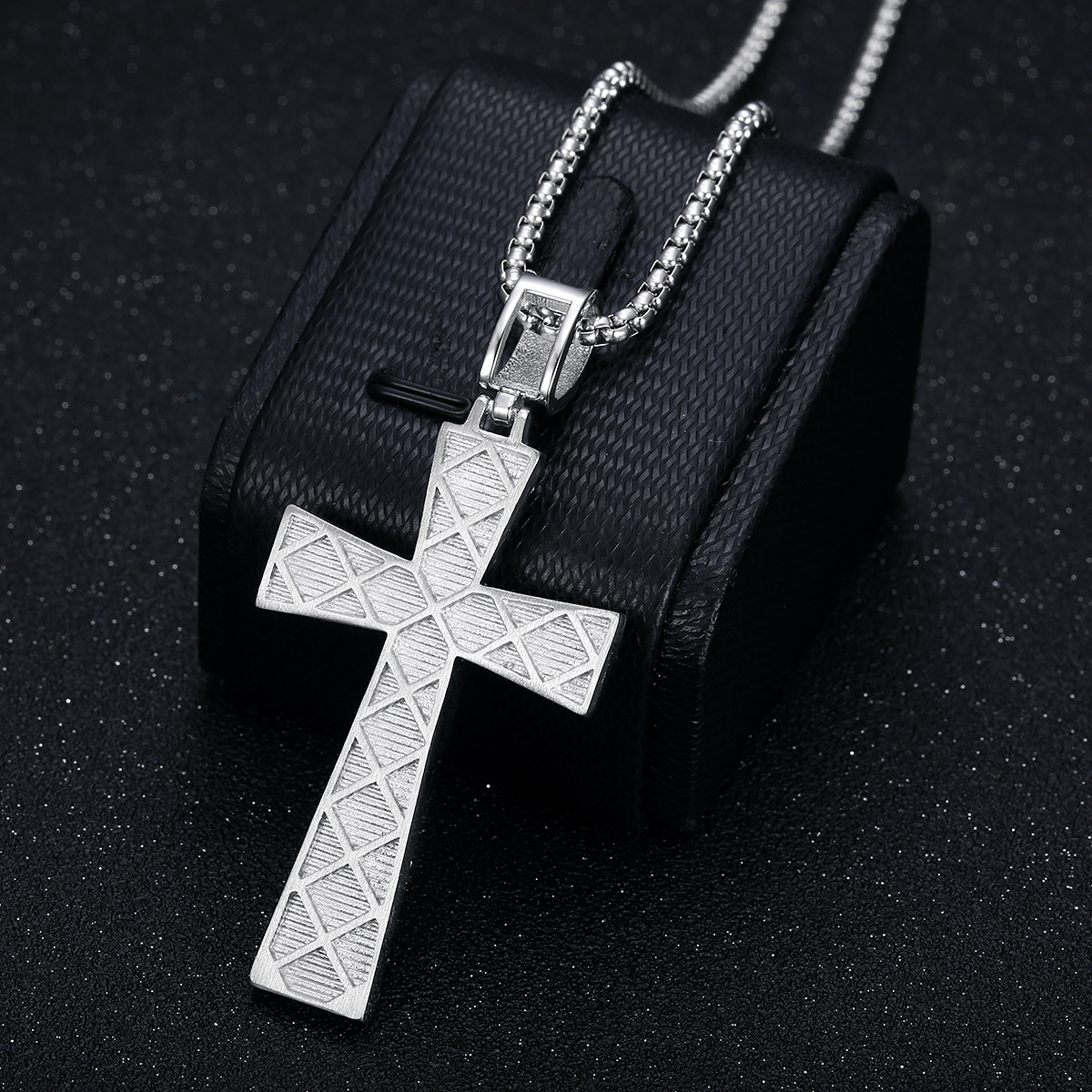 Rhinestones Inlay Material Titanium Steel Chain Material Hip-Hop Cross Titanium Steel Plating Rhinestones 18K Gold Plated Men's
