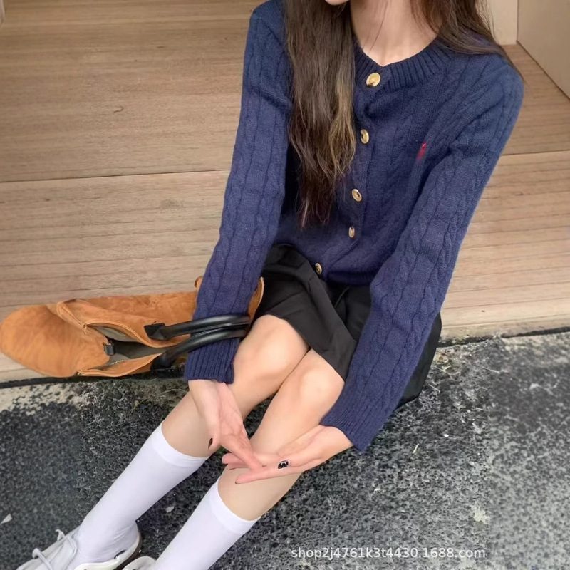 韓国ラウンドネック刺繍ツイストニットカーディガン女性のための 2025 春と秋の新しいカジュアル多用途ソフトワックスセータージャケットトレンディ|undefined
