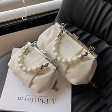韓版時尚珍珠手提包2022新款洋氣夾口包百搭鏈條單肩斜挎女包