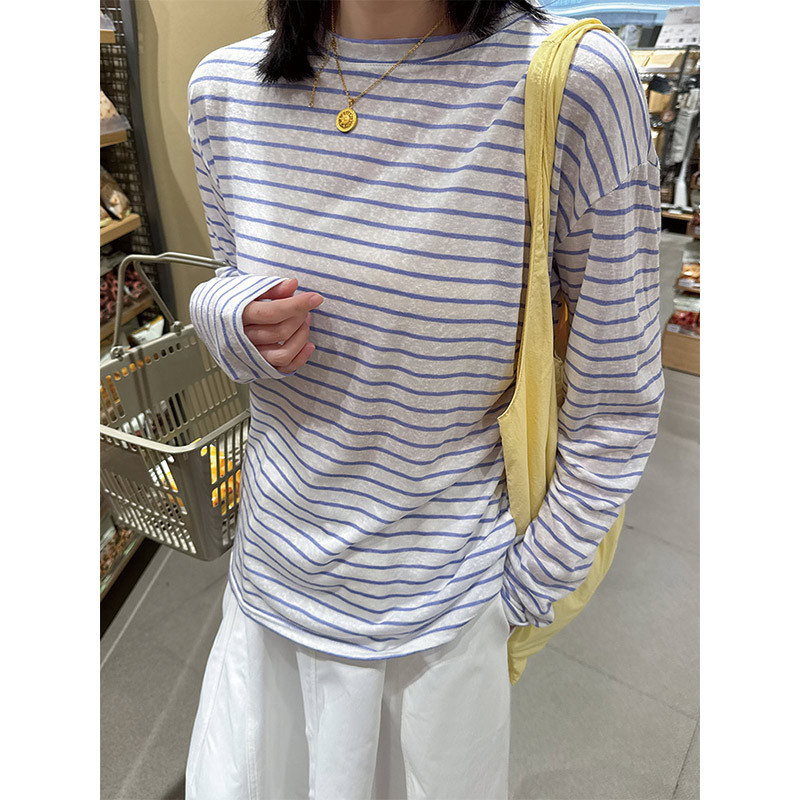 Design-Inspired Niche Straight-Shoulder Striped Long-Sleeve T-Shirt for Women, Summer Loose Fit, Slimming Top, Relaxed and Comfortable Home Cover-Up
