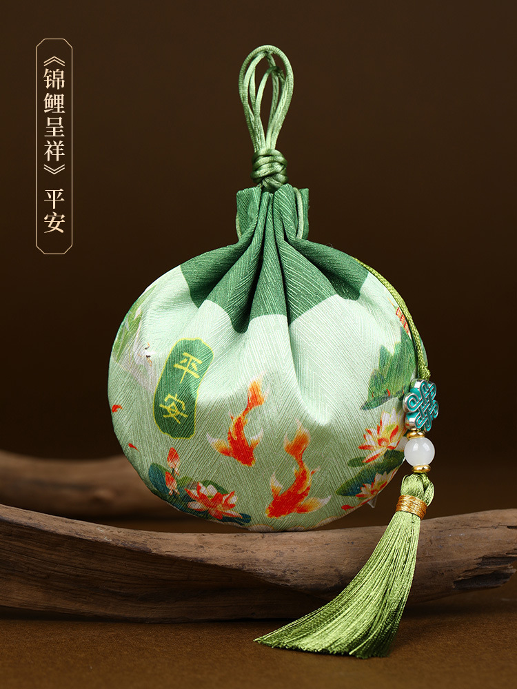 "Koi Prosperity" Ping An (with tassel) K-90 ☆