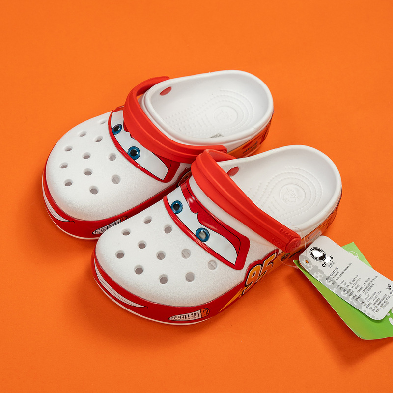 Cross In-Stock 95 Car-Themed Non-Lit Hole Shoes Cars Series Men's and Women's Shoes Beach Sandals Wholesale in Stock Cross In-Stock 95 Car-Themed Non-Lit Hole Shoes Cars Series Men's and Women's Shoes Beach Sandals Wholesale in Stock