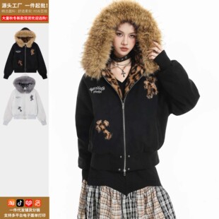 �������e�Ӻ��޷���������Ů���yʮ�ּܴ̽��ɲ�жë�I�Bñ������