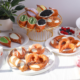 Simulation bread model fake whole wheat Beiguo preknot cute creative gift decoration pendant food shooting props