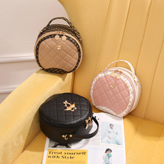 小包包女2023新款天鵝小圓包菱格花朵斜挎單肩包手提包包一件代發