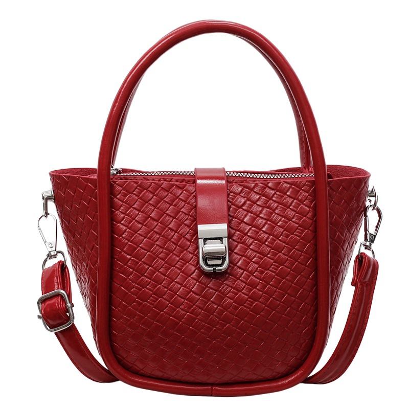 Tejiendo una tendencia de nicho, bolsa de canasta de verduras, mujer 2025, nuevo estilo de comercio exterior, bolso de mensajero de un solo hombro de alta gama de verano