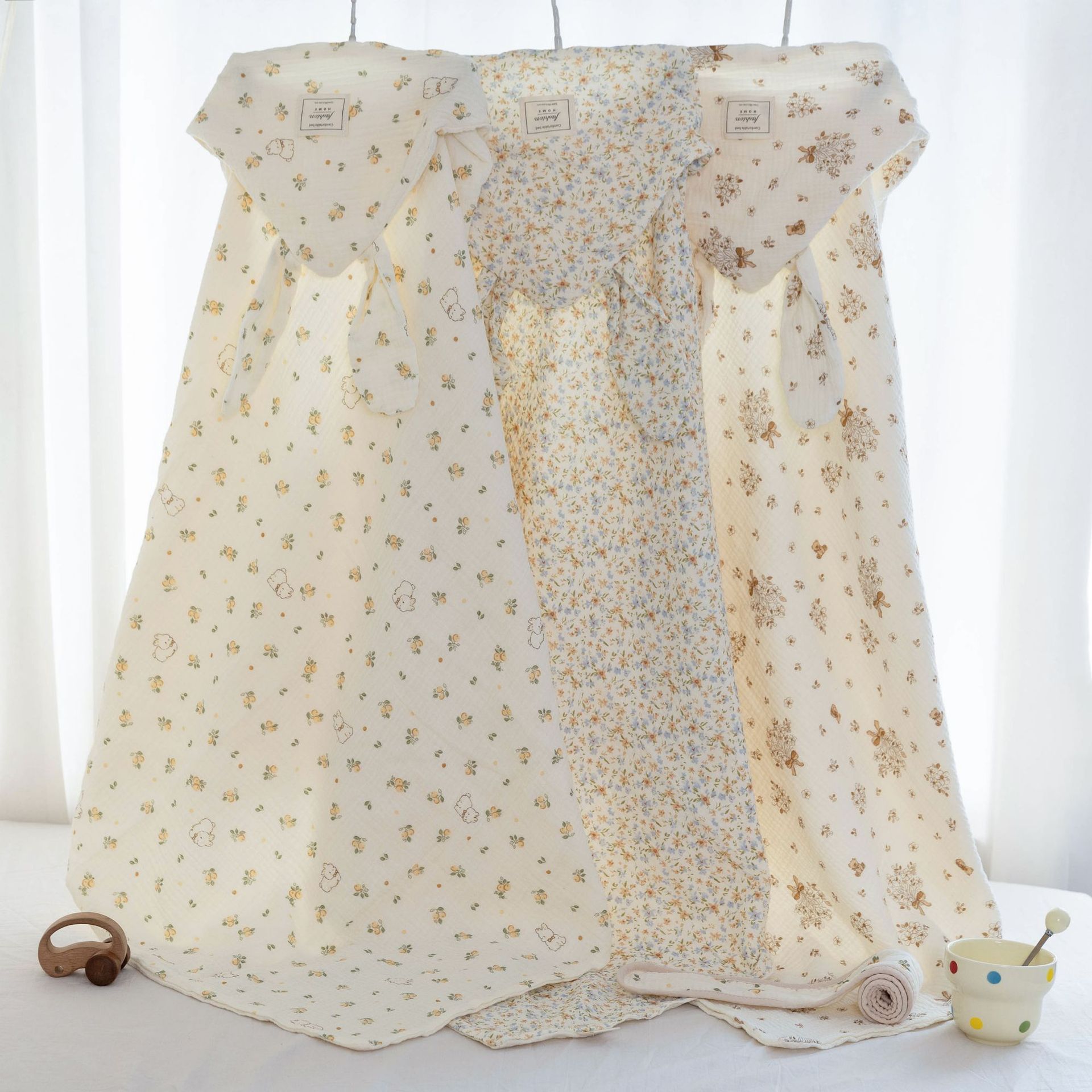 Baby Cloak Quilt Newborn Baby Pure Cotton Gauze Swaddling Towel Wrapped Quilt Hooded Windproof Kidsren's Cloak Blanket
