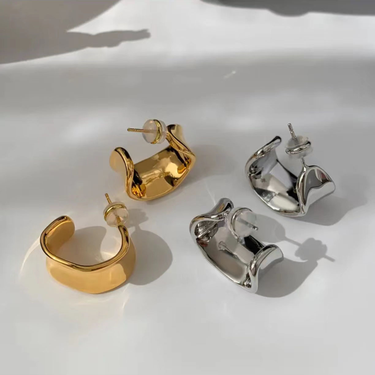 時尚通勤銅鍍真金屬不規則C形耳釘S925銀針高質量耳環飾品批發女