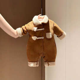 新生婴儿衣服秋冬装夹棉男女宝宝加厚连体衣爬服满月周岁外出棉衣