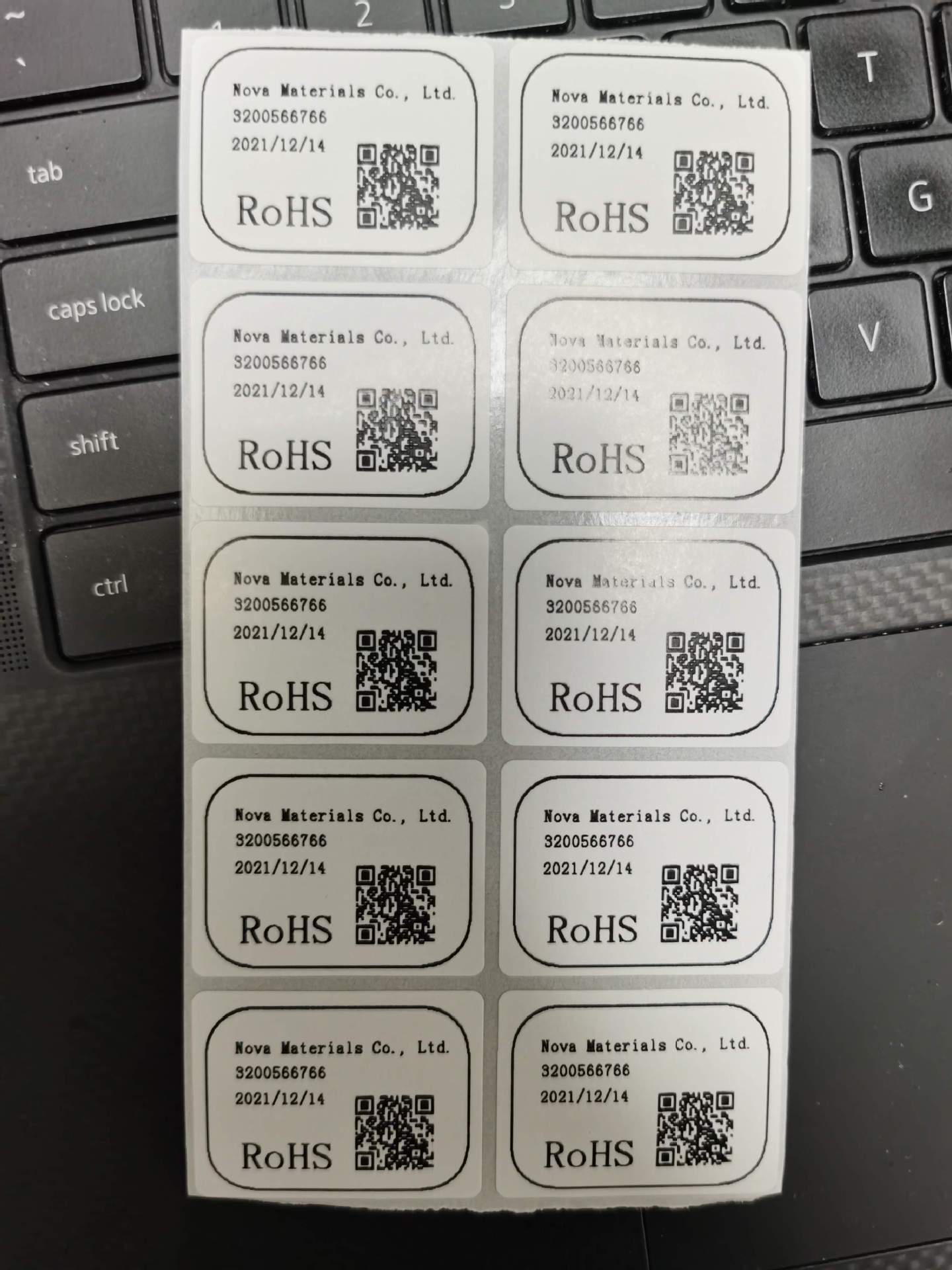 儋州市印制轮胎胶连续卷筒套管厂-生产日期保质期标签50*25MM密封