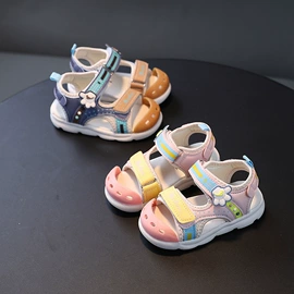 童皮鞋;童凉鞋;童运动鞋