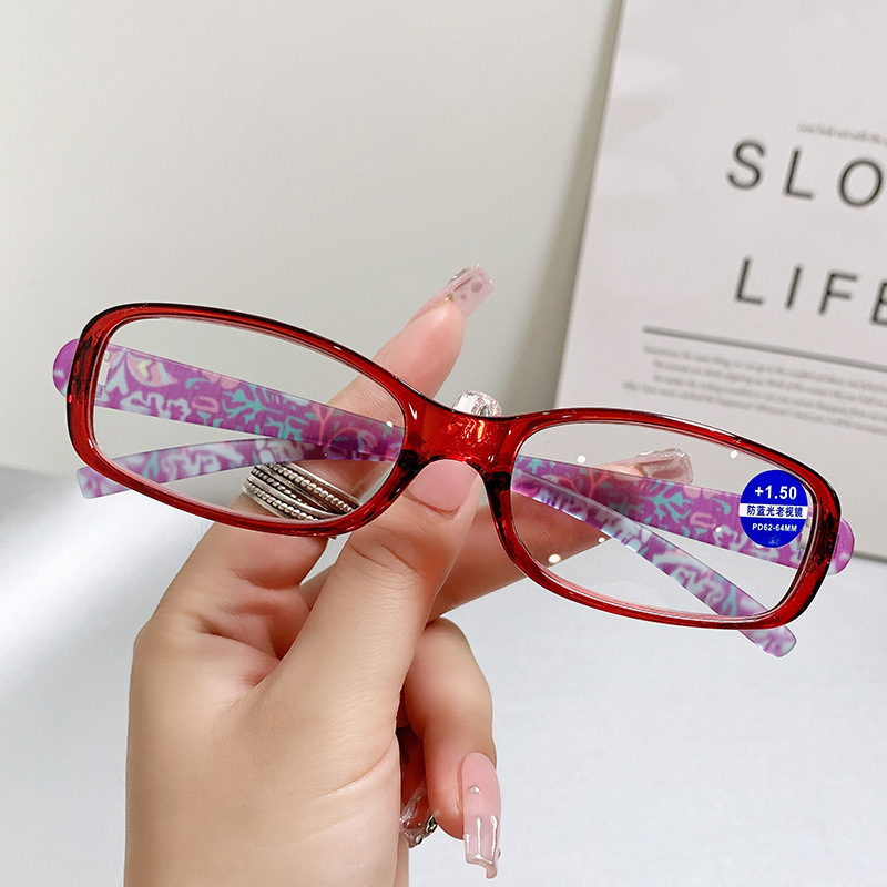 Nuevas gafas de presbicia de luz anti-azul para mujeres de moda sin tornillo envuelto en flores gafas de presbicia de mediana edad y ancianos gafas de PC HD para ancianos