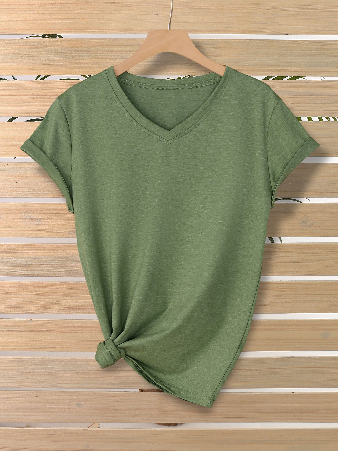 159g Weight Short Sleeve Sleeve Length Regular Sleeve Sleeve Type CVC Pull Frame, Cotton, Polyester Fabric Type Mid-Length (65cm <Length ≤ 80cm) Top Length T-shirt, Pullovers Tops Type Casual, Office, Daily Occasion Round Neck Neckline Printing Function Loose Fit Type Geometric Pattern Summer Season Women's Gender European and American Style, Streetwear Style Wholesale Women's CVC Pull Frame Cotton Polyester European And American Style Streetwear Geometric Short Sleeve T-Shirts 63