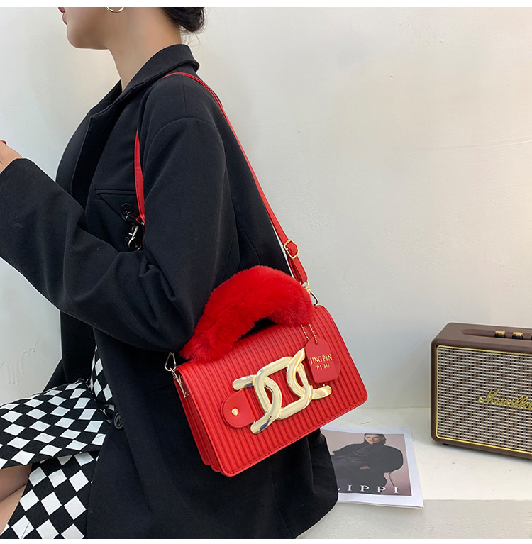 Women's Medium Pu Leather Geometric Fashion Square Buckle Crossbody Bag display picture 10