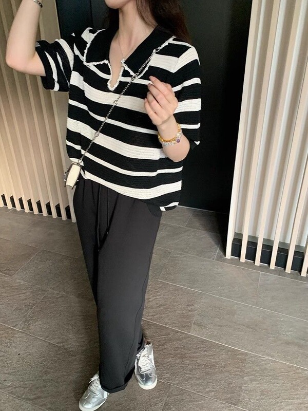 Plus-Size High-Stretch Ice Silk Striped Color-Block Knit Sweater for Women, Korean Style with a Polo Collar, Featuring a Unique Design and a Relaxed, Stylish Look Plus-Size High-Stretch Ice Silk Striped Color-Block Knit Sweater for Women, Korean Style with a Polo Collar, Featuring a Unique Design and a Relaxed, Stylish Look