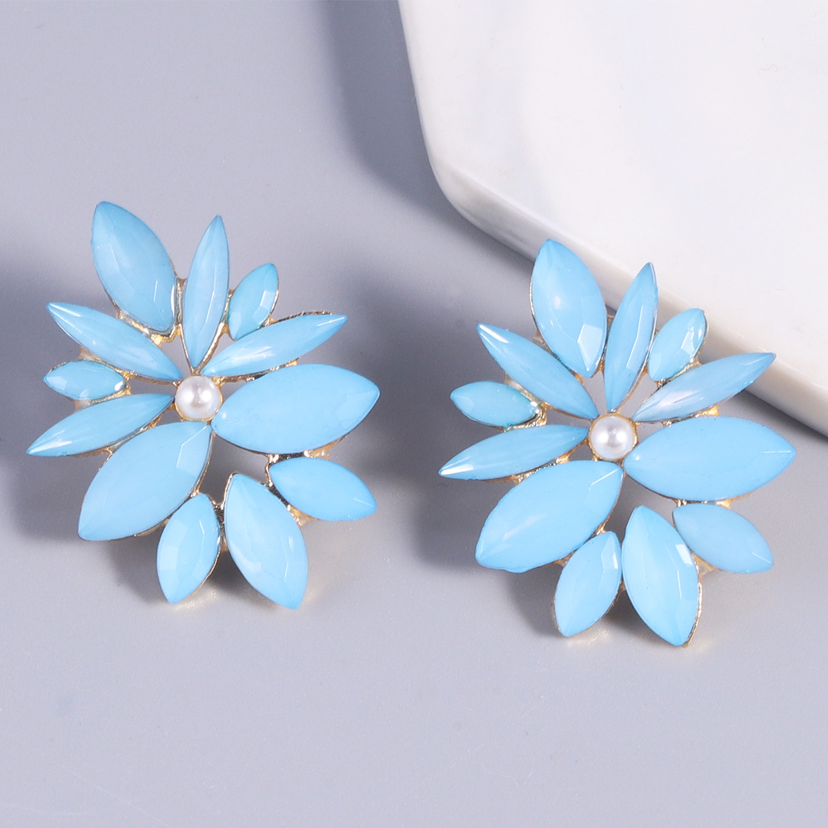 2022 New Candy Color Alloy Earrings Small Colorful Flowers Diamond Stud Earrings
