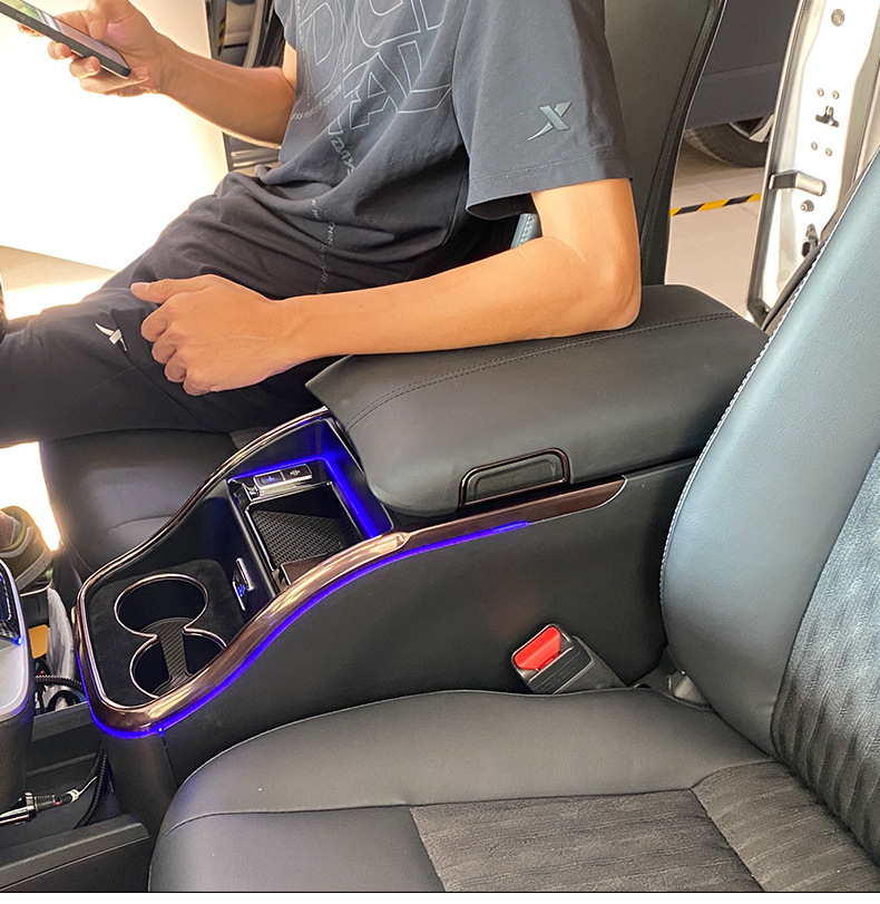 Suitable for Hong Kong and Macau Toyota Noah/Voxy80 90 Series Armrest Box and Honda Stepwgn Jewelry Box Modification