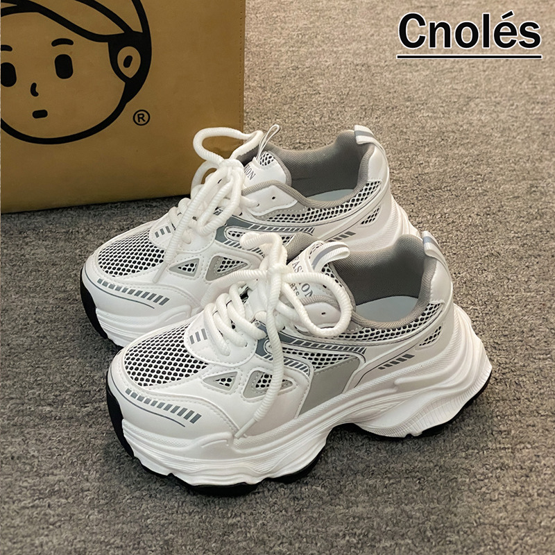 Zapatos de papá para mujeres 2024 nueva primavera y verano para mujeres de suela gruesa aumentó la red transpirable delgada estudiantes zapatos deportivos de mujer