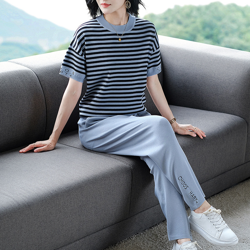 氷糸レジャースポーツスーツ女性夏ニット中年母服洋気減齢半袖ズボン2枚セット|undefined
