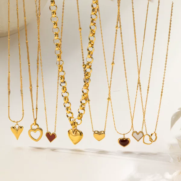 New Fashionable and Personalized Design Clavicle Chain, Feminine Accessories Pendant, Double Heart Heart-Shaped Titanium Steel Necklace