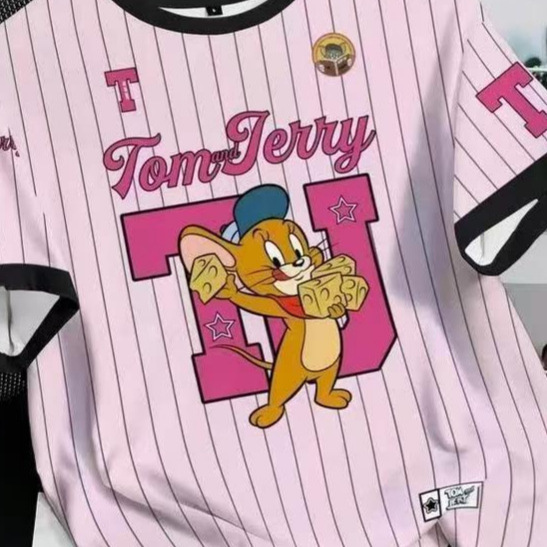 Tomandjerry Cartoon Print Striped Baseball Uniform Short-Sleeved American Retro Style Loose Round Neck T-Shirt with Contrasting Edges Tomandjerry Cartoon Print Striped Baseball Uniform Short-Sleeved American Retro Style Loose Round Neck T-Shirt with Contrasting Edges