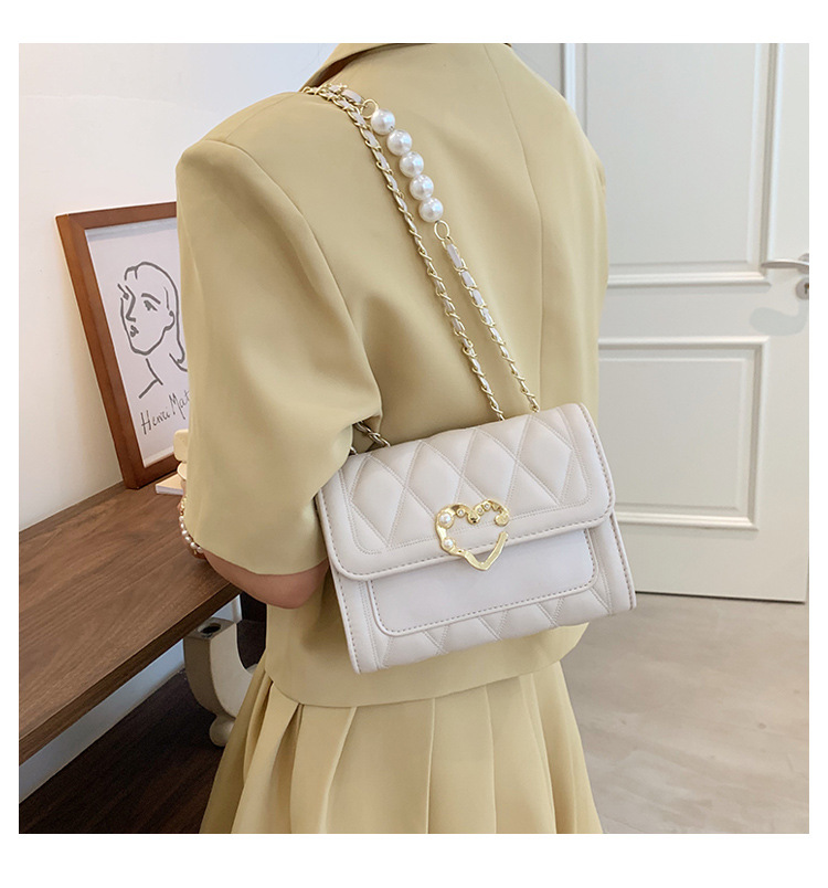 Wholesale Heart-shaped Buckle Messenger Shoulder Small Square Bag Nihaojewelry display picture 152