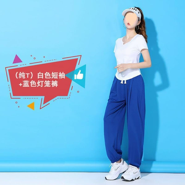 White trousers, with short sleeve