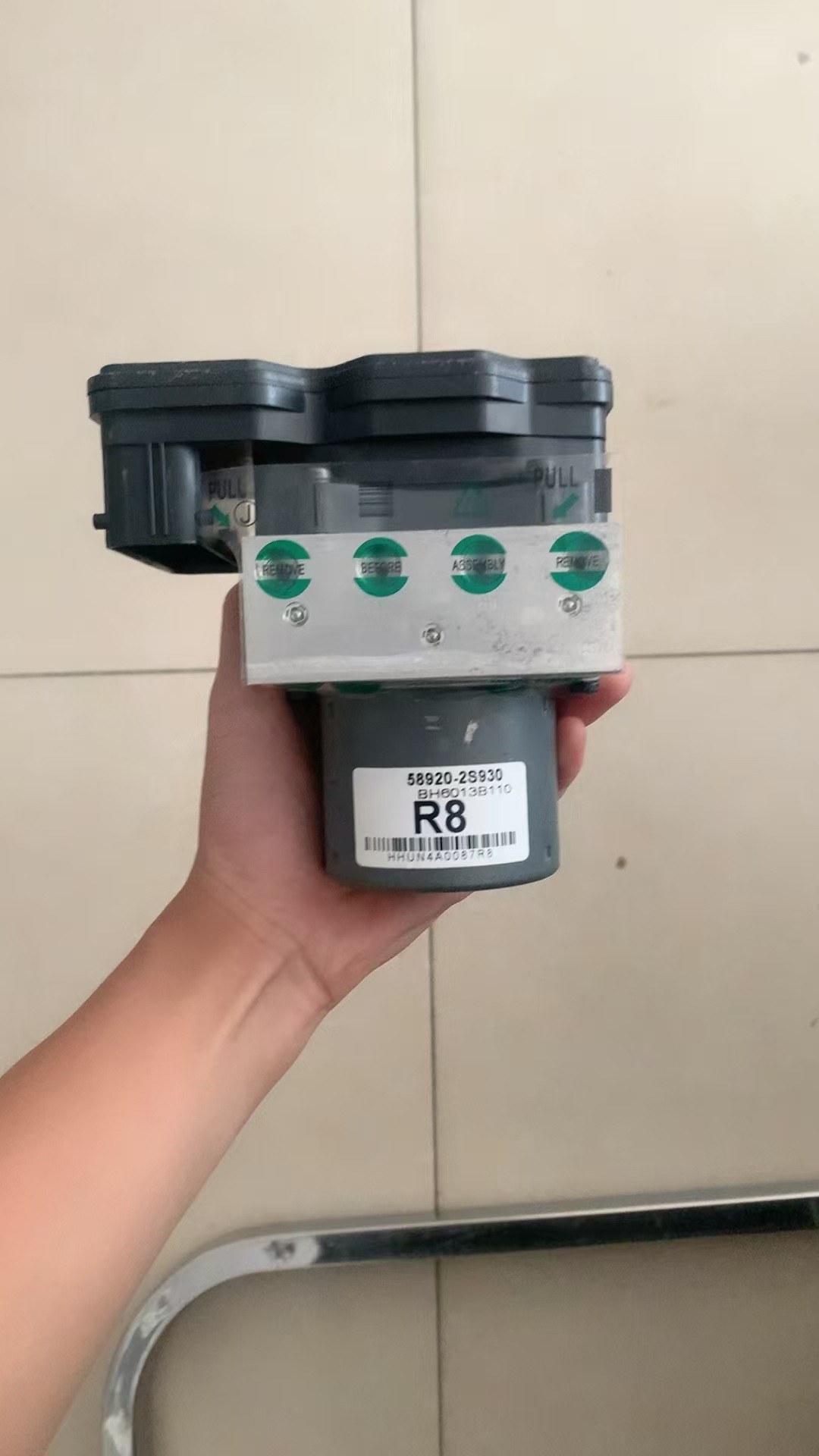 58920-1M300 58920-1G000 58920-3W910 is suitable for Hyundai and Kia ABS pump system fluid