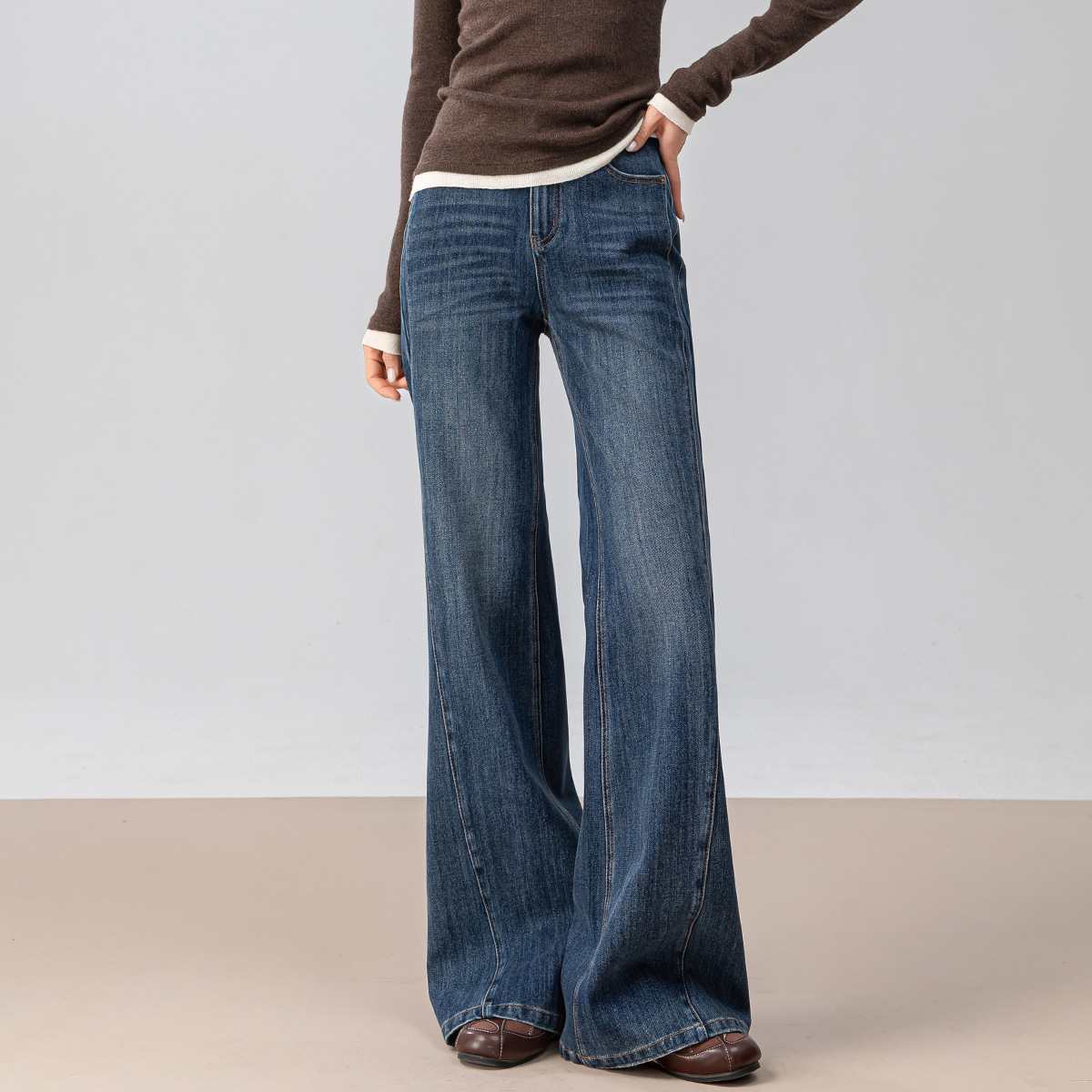 复古微喇牛仔裤女秋季新款设计感拼接显瘦直筒宽松垂感拖地裤