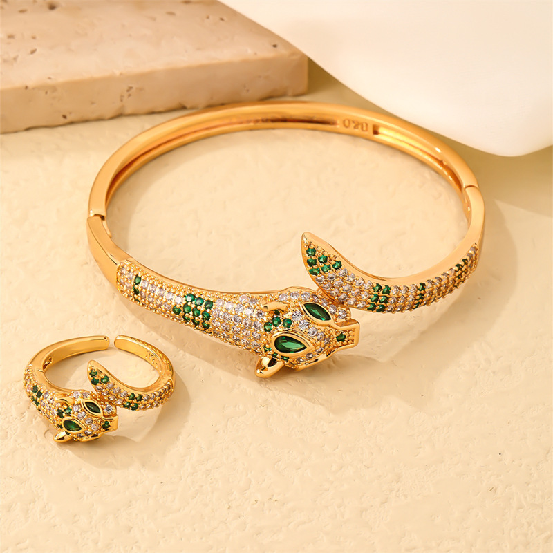 Parure de bijoux serpentine pleine de diamants, bague bracelet en zircon, personnalité de luxe légère, tête de léopard de l'industrie lourde_voghion.com