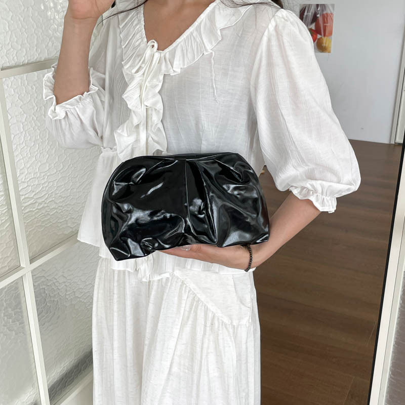 2026 nuevo bolso de nube plegado brillante, bolso de hombro de moda casual de mujer, bolso de viaje de alta calidad