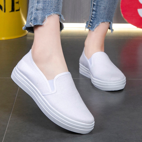 Nurse shoes for women, white flat slip-resistant casual shoes, low-top breathable versatile white shoes, old Beijing work fabric shoes