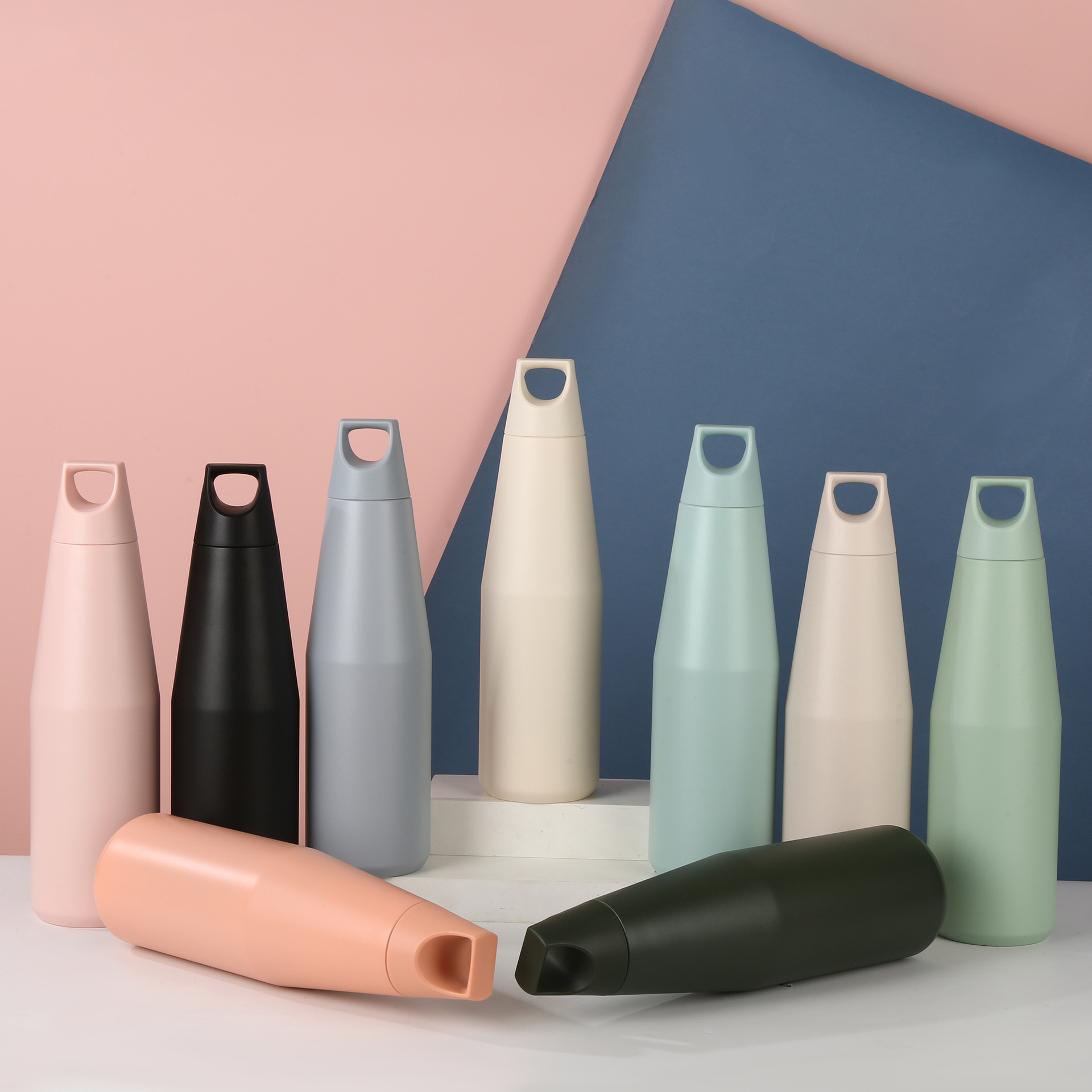 Transfronterizos estadounidenses de boca pequeña botella cónica taza de agua de acero inoxidable de gran capacidad taza portátil al aire libre al por mayor