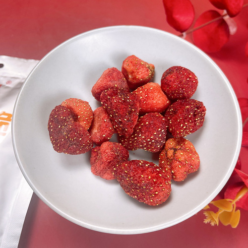 Dried strawberry 20g, freeze-dried strawberry brittle, whole strawberry freeze-dried snowflake cracker raw materials