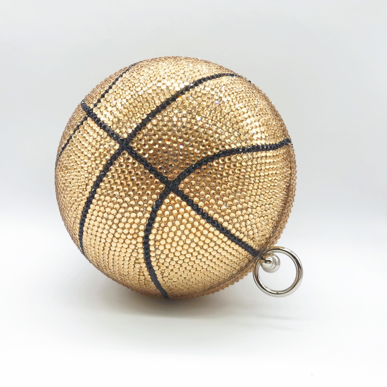 Nuevos productos transfronterizos de baloncesto llenos de diamantes bolsas de cena bola de cristal dorada mini bolsas redondas tridimensionales bolsas de mano europeas y americanas
