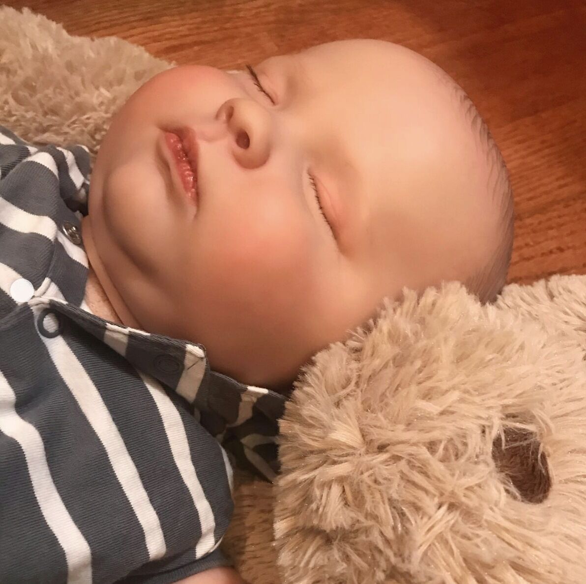 Muñeco Bebé Reborn NPK de 60 cm, Realista, Modelo Joseph con Ropa