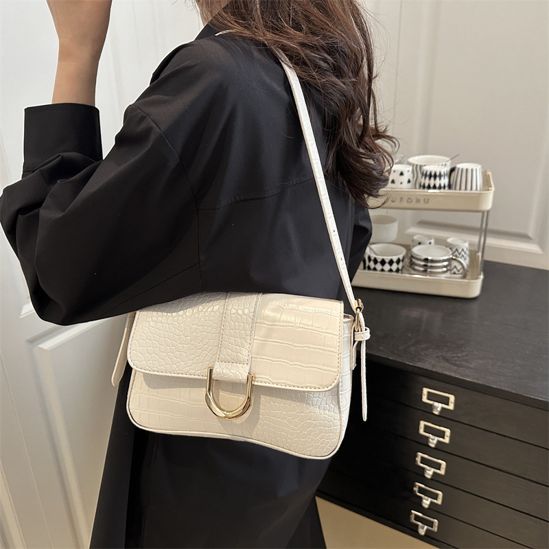 Bolso para mujeres 2025 nuevo estilo de alta calidad de textura de cocodrilo bolso pequeño bolso de moda versátil bolso de hombro debajo de la axila