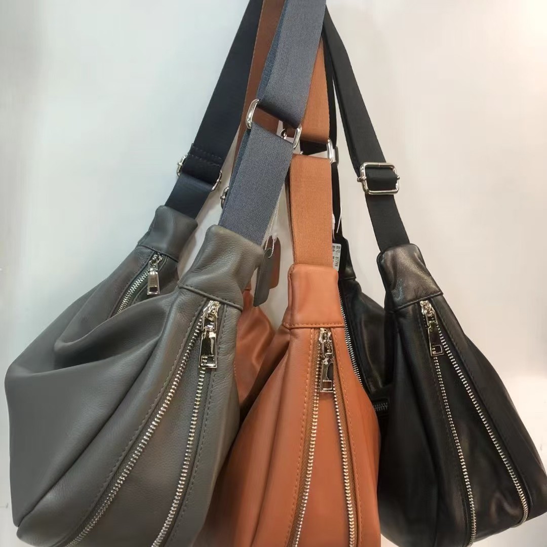 Nuevo bolso retro europeo y americano de cuero de hombro único bolso de mujer de tendencia transfronteriza bolso de hombro cruzado bolso de cuero de vaca de moda de gran capacidad