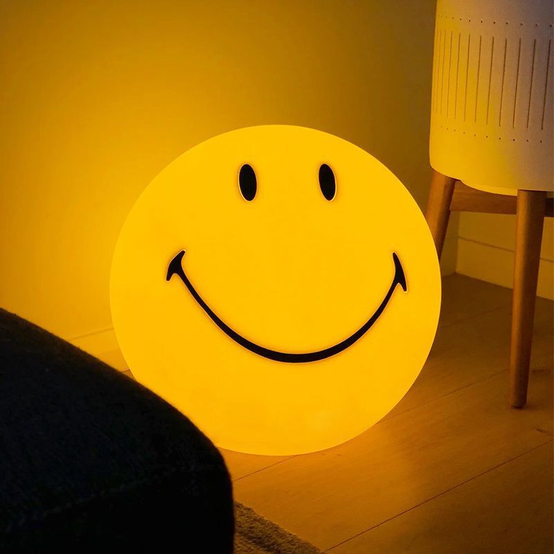 Trendy Smiling Face Lamp Ins Style Bedroom Healing Creative Optimistic Positive Life Smile Expression Inspirational Night Light Trendy Smiling Face Lamp Ins Style Bedroom Healing Creative Optimistic Positive Life Smile Expression Inspirational Night Light