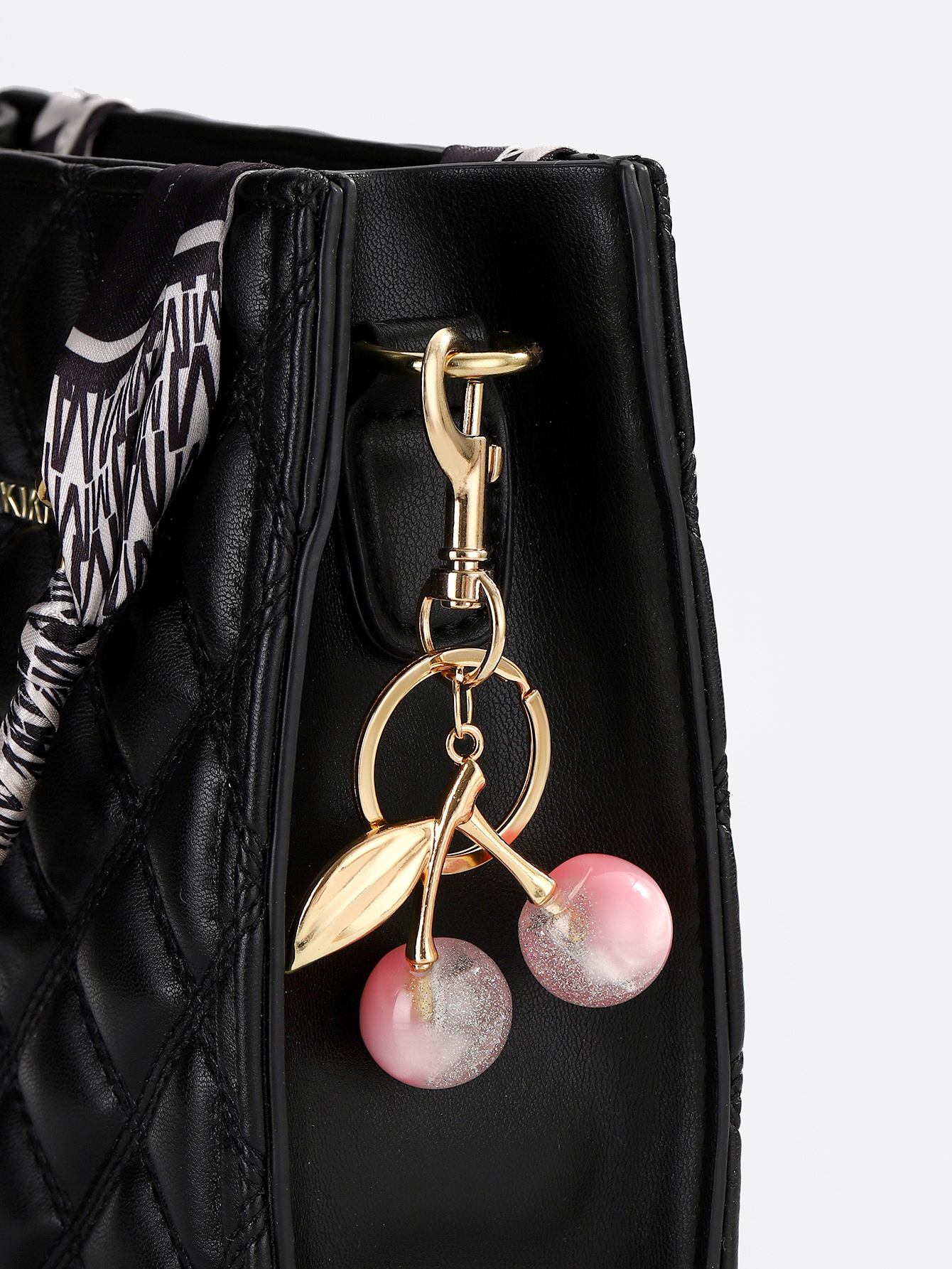 34g Weight Keychain Classification 1 Piece Quantity Daily Occasion Resin Material Cherry Pattern Unisex Gender Cute Style Cute Cherry Resin Unisex Keychain 11