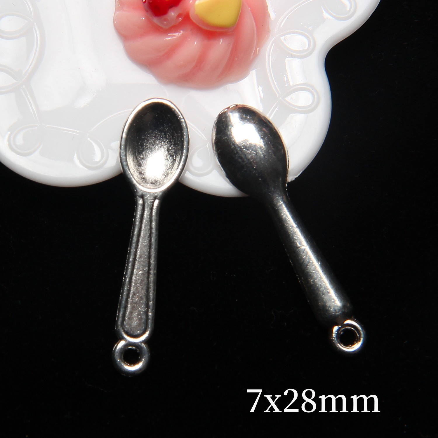 Cuchara mediana en miniatura