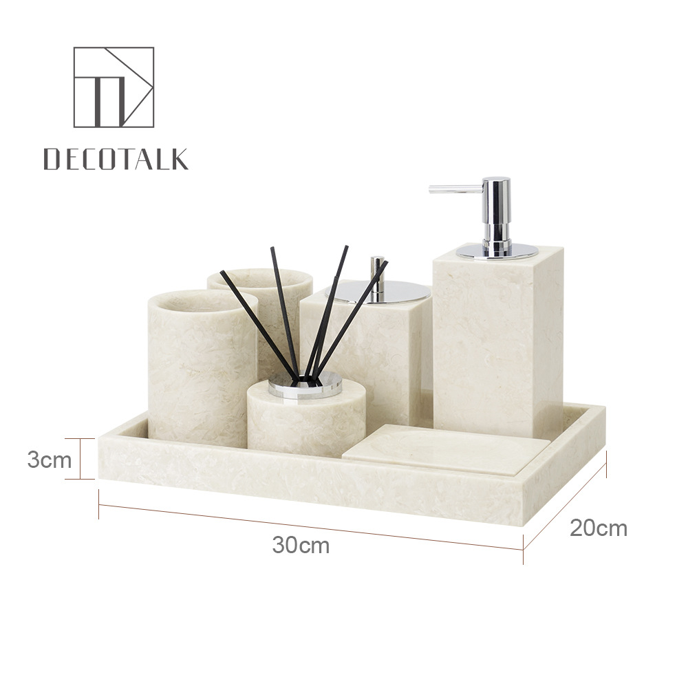 Juego de 7 piezas a en bandeja grande