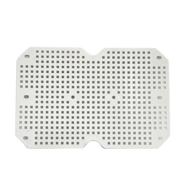 Plastic travel bottom plate