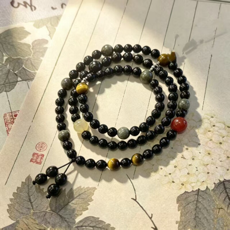 Black Beaded Multi-Beaded Bracelet with New Chinese-Style Ancient Design, Suitable for Daily Wear and Versatile as a Hand Accessory Black Beaded Multi-Beaded Bracelet with New Chinese-Style Ancient Design, Suitable for Daily Wear and Versatile as a Hand Accessory