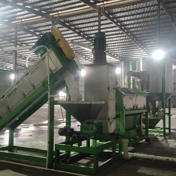 东莞塑料去油膜清洗摩擦机，片材铝薄膜料清洗分离磨料设备