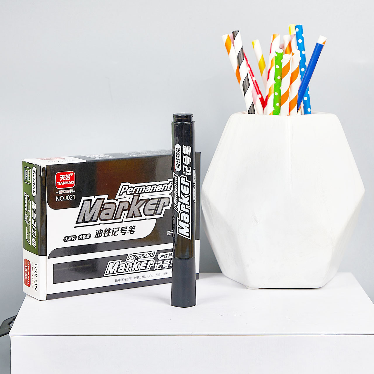 J021 marcador de gran capacidad de secado rápido marcador de tinta aceitosa negro logística pluma almacén Oficina marcador