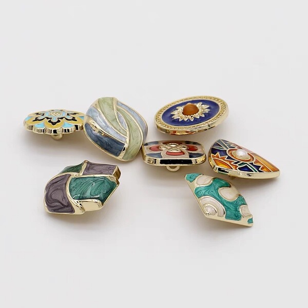 Retro -Bubanrok wind irregular metal buttons enamel color drops…