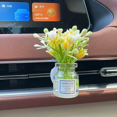 Air Conditioning Perfume Lasting Light: Car Perfume Aromatherapy - yellow-hanging-dragon-vase-with-an-air-outlet-aromatherapy-light-flavor